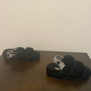 UGG Fluff Oh Yeah Slides Soft black Slip On Sandals US 6/ EU 37 / UK 4 EUC